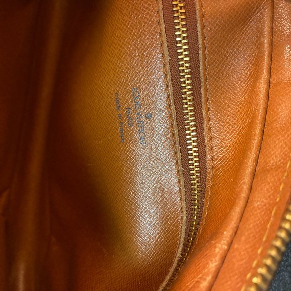 Authentic LOUIS VUITTON Monogram Marly Dragonne - Picture 3 of 15